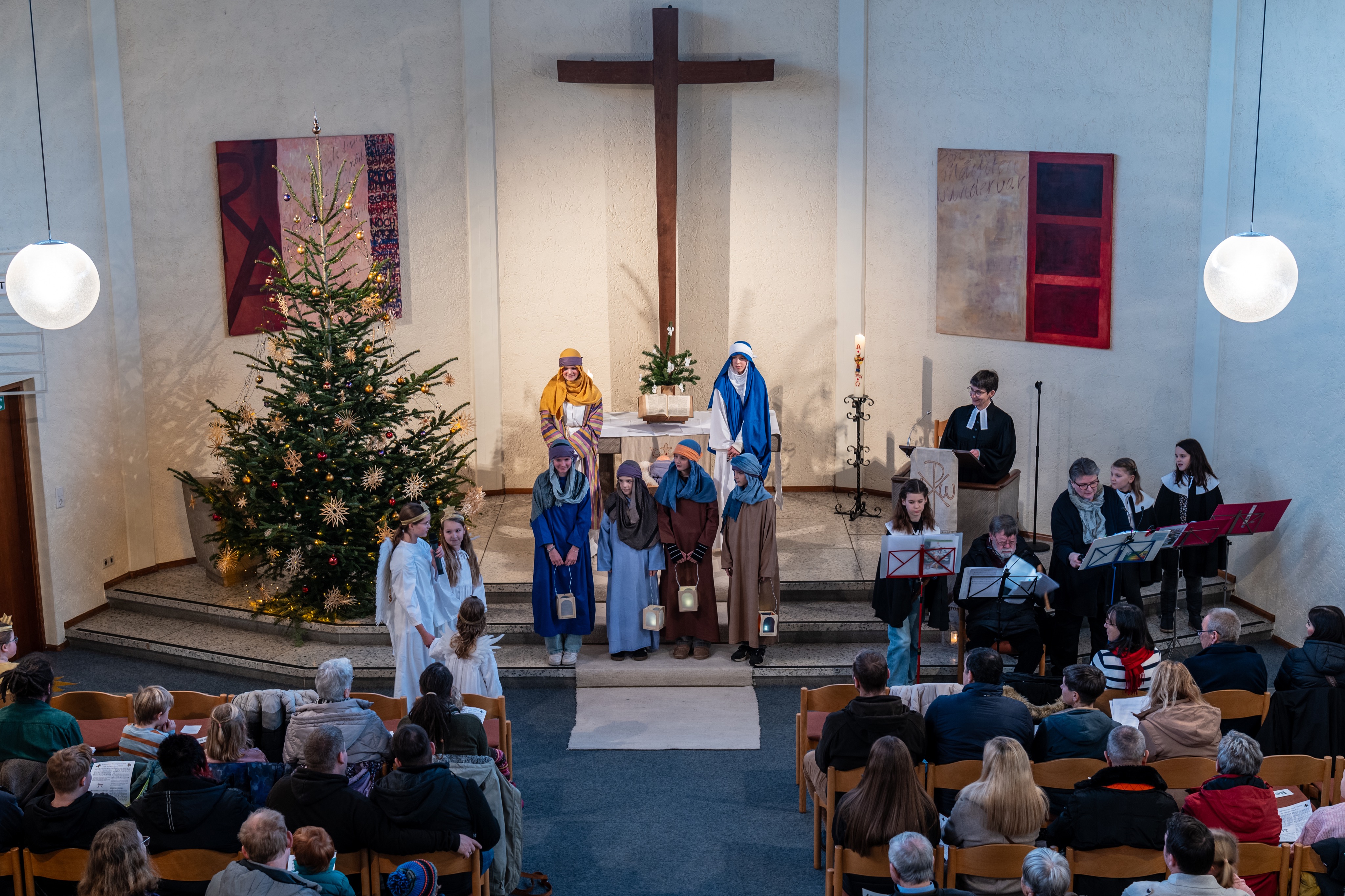 Herzliche Einladung zu unseren Gottesdiensten an Weihnachten 2025