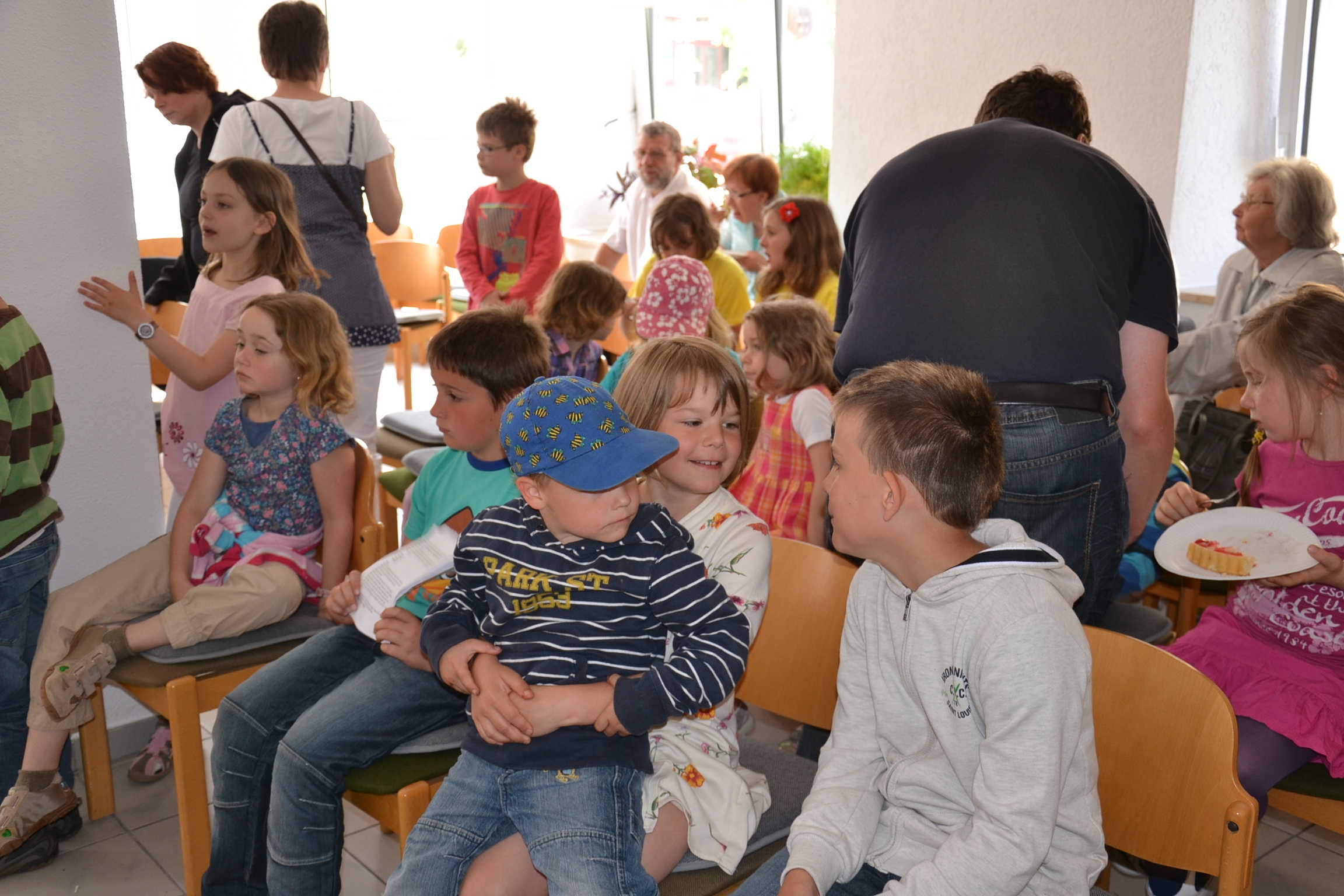 Gute Laune trotz schlechter Wetterprognose bei den kleinen Besuchern des Sommerfestes