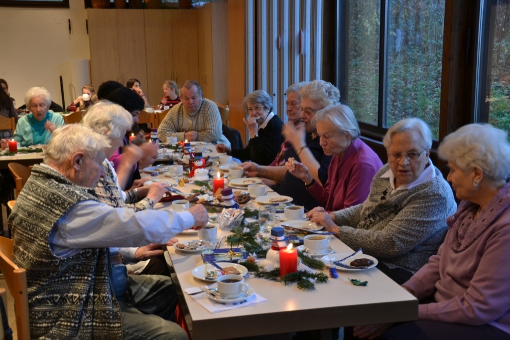 Weihnachtsfeier des Seniorenkreises an der Christuskirche in Albbruck
